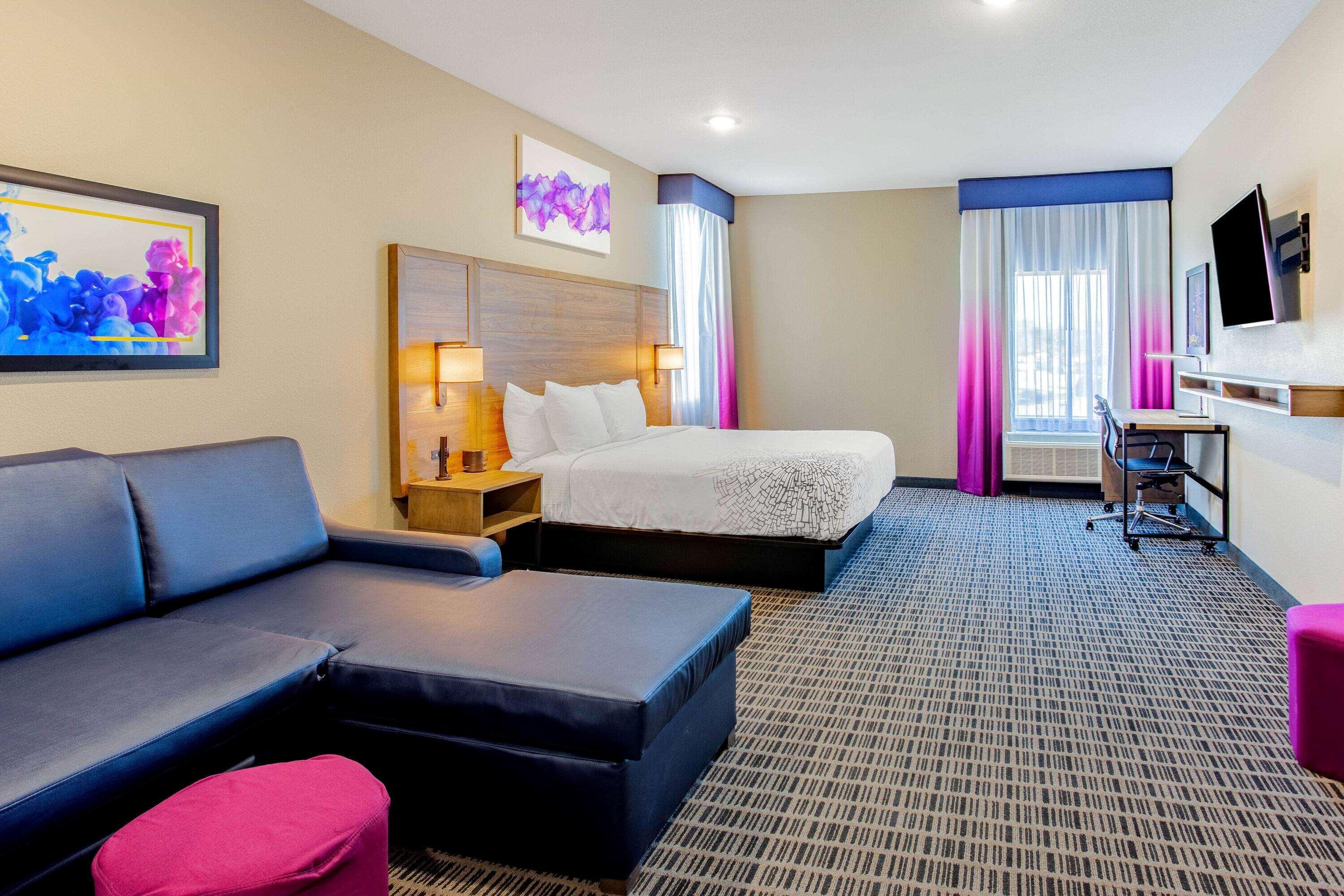 La Quinta By Wyndham San Antonio Alamo City Exterior photo